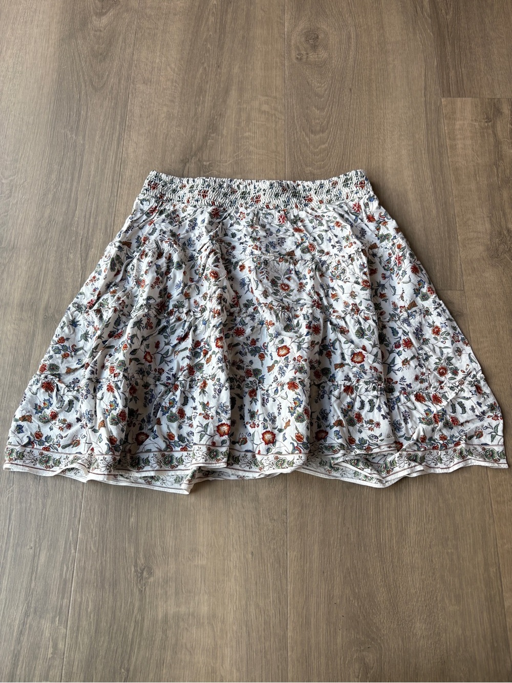 White floral mini skirt